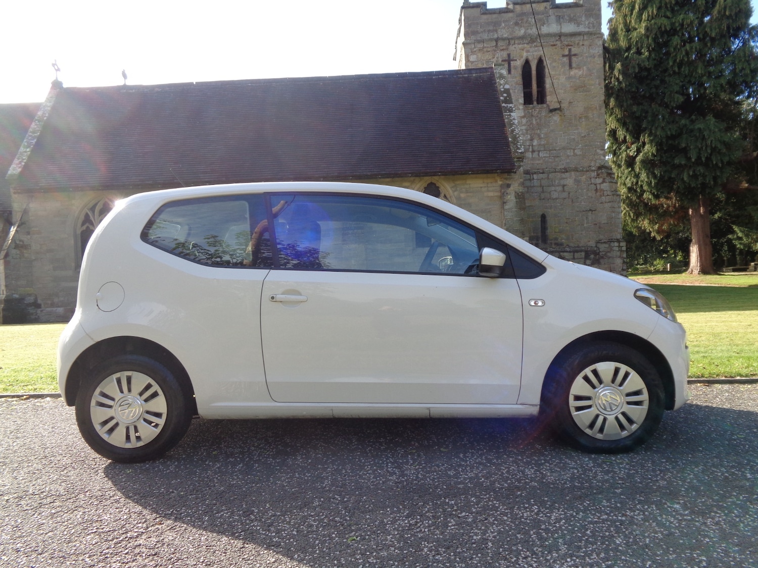 Used Volkswagen up! 2013 for sale - 76075551: Photo 3