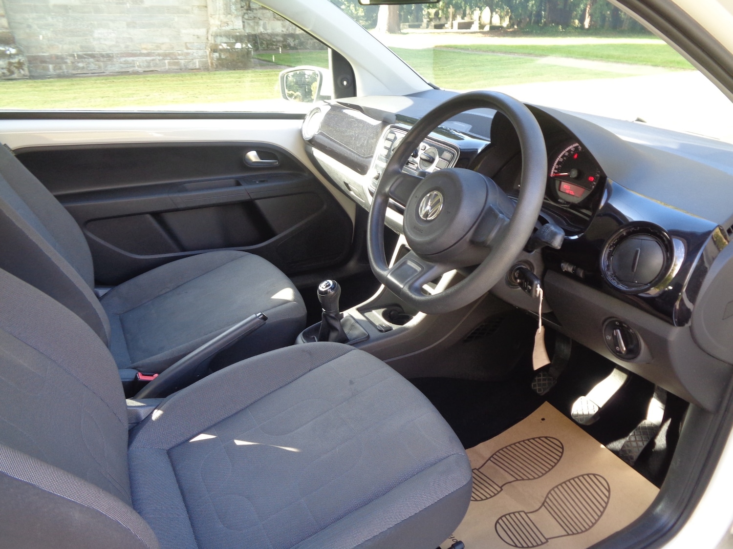 Used Volkswagen up! 2013 for sale - 76075551: Photo 8