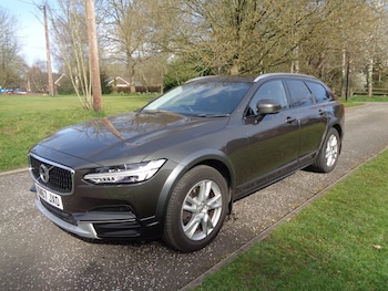 Used Volvo V90 2017 for sale - 78027481: Photo