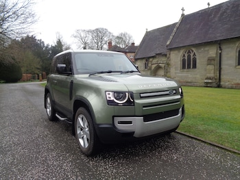 Used Land Rover Defender 2022 for sale - 77651503: Photo