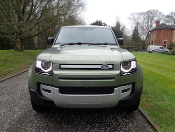 Used Land Rover Defender 2022 for sale - 77651503: Photo