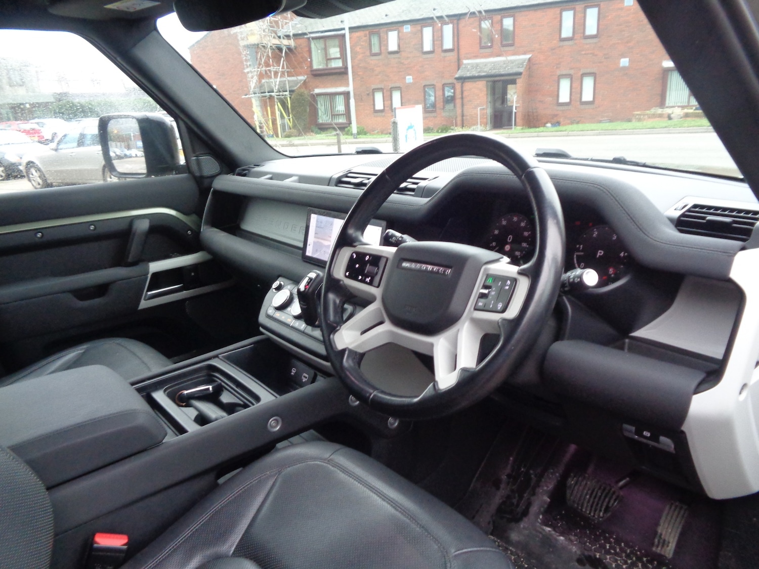 Used Land Rover Defender 2022 for sale - 77418390: Photo 8