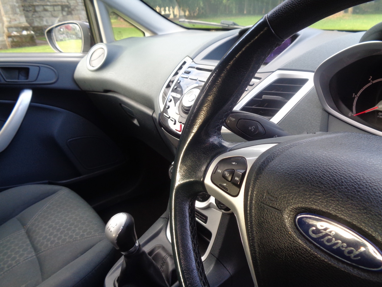 Used Ford Fiesta 2011 for sale - 76170395: Photo 11