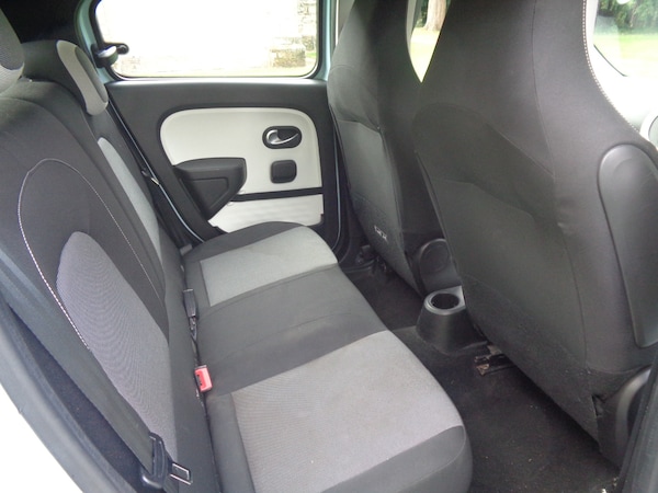 Used Renault Twingo 2015 for sale - 76192594: Photo 12