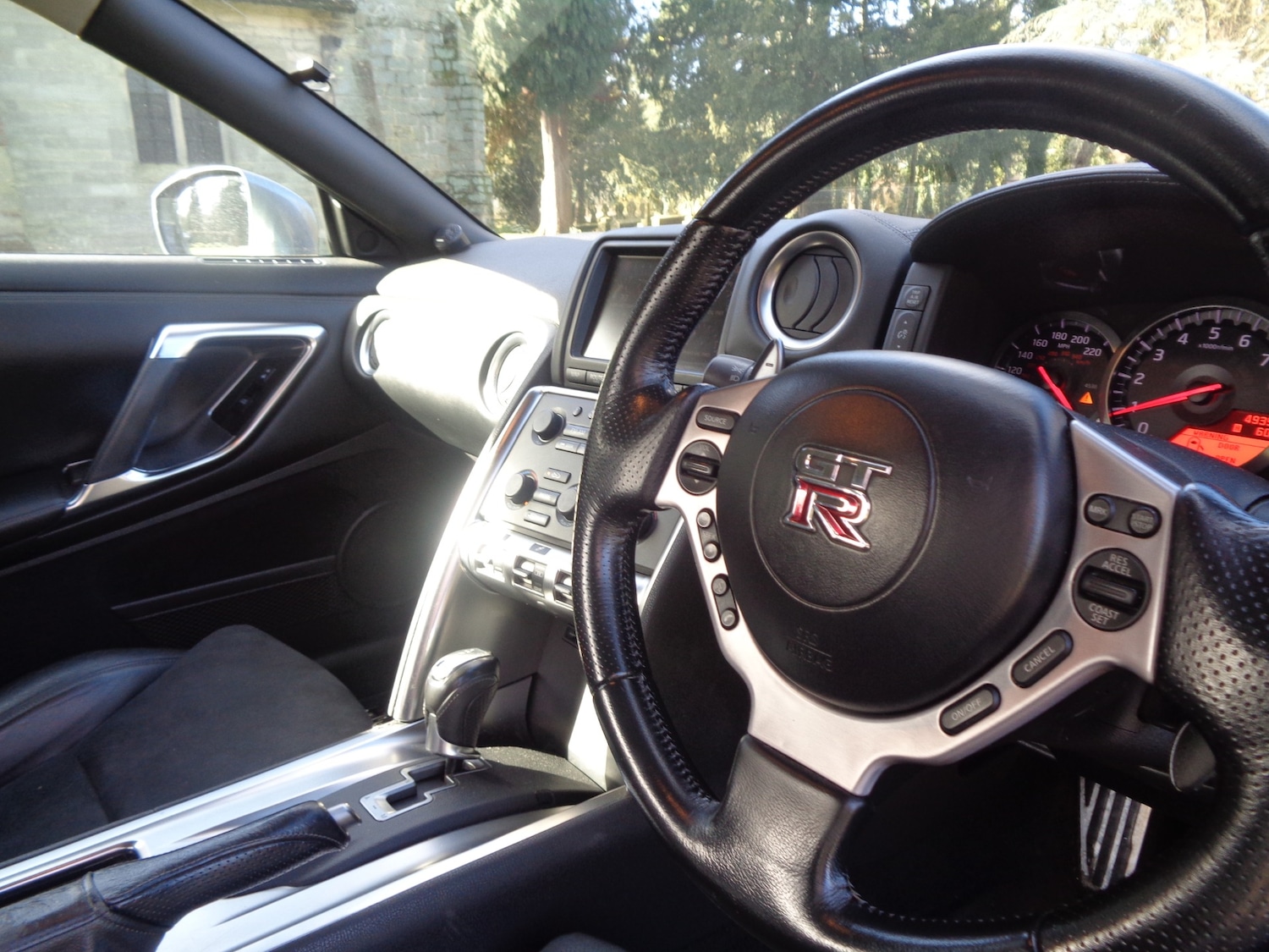 Used Nissan GT-R 2010 for sale - 77973555: Photo 12