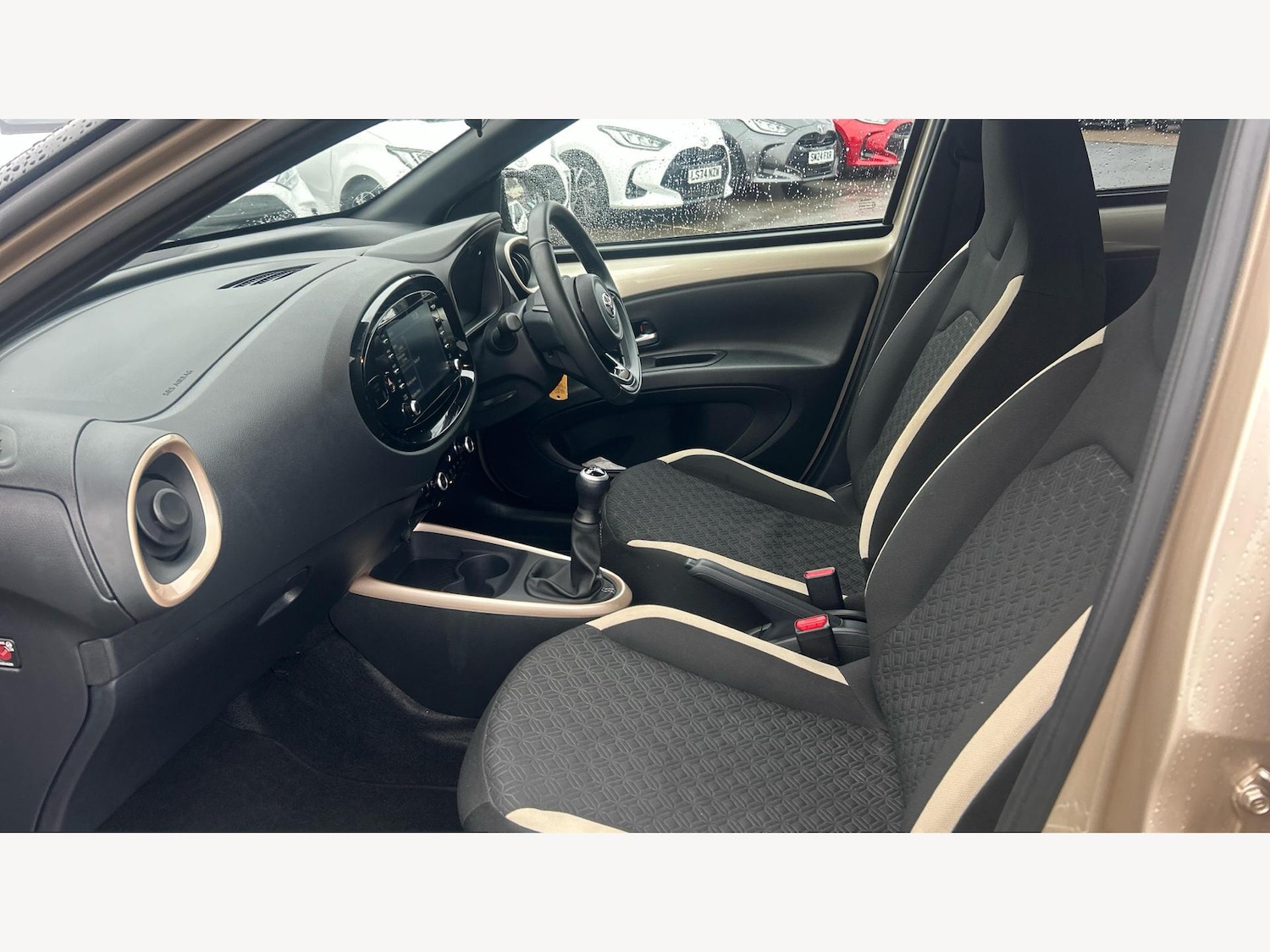 Used Toyota Aygo X 2022 for sale - 77387701: Photo 12