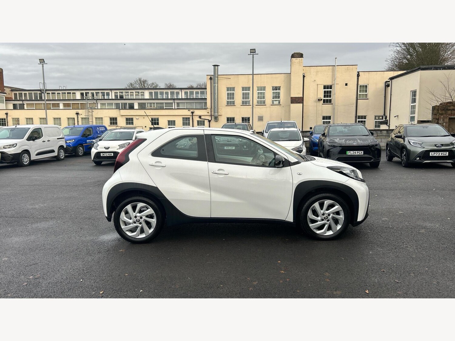 Used Toyota Aygo X 2024 for sale - 77646501: Photo 18