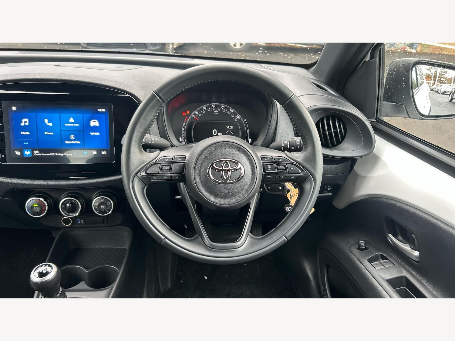 Used Toyota Aygo X 2024 for sale - 77646501: Photo 8