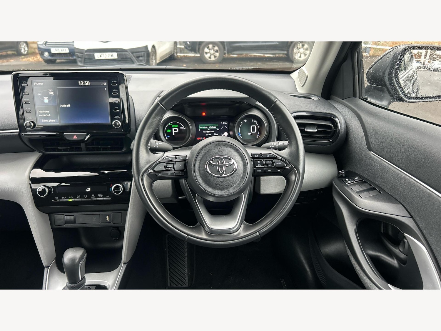 Used Toyota Yaris Cross 2022 for sale - 77191853: Photo 8
