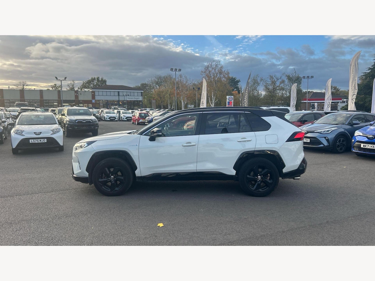 Used Toyota RAV4 2020 for sale - 76522505: Photo 19