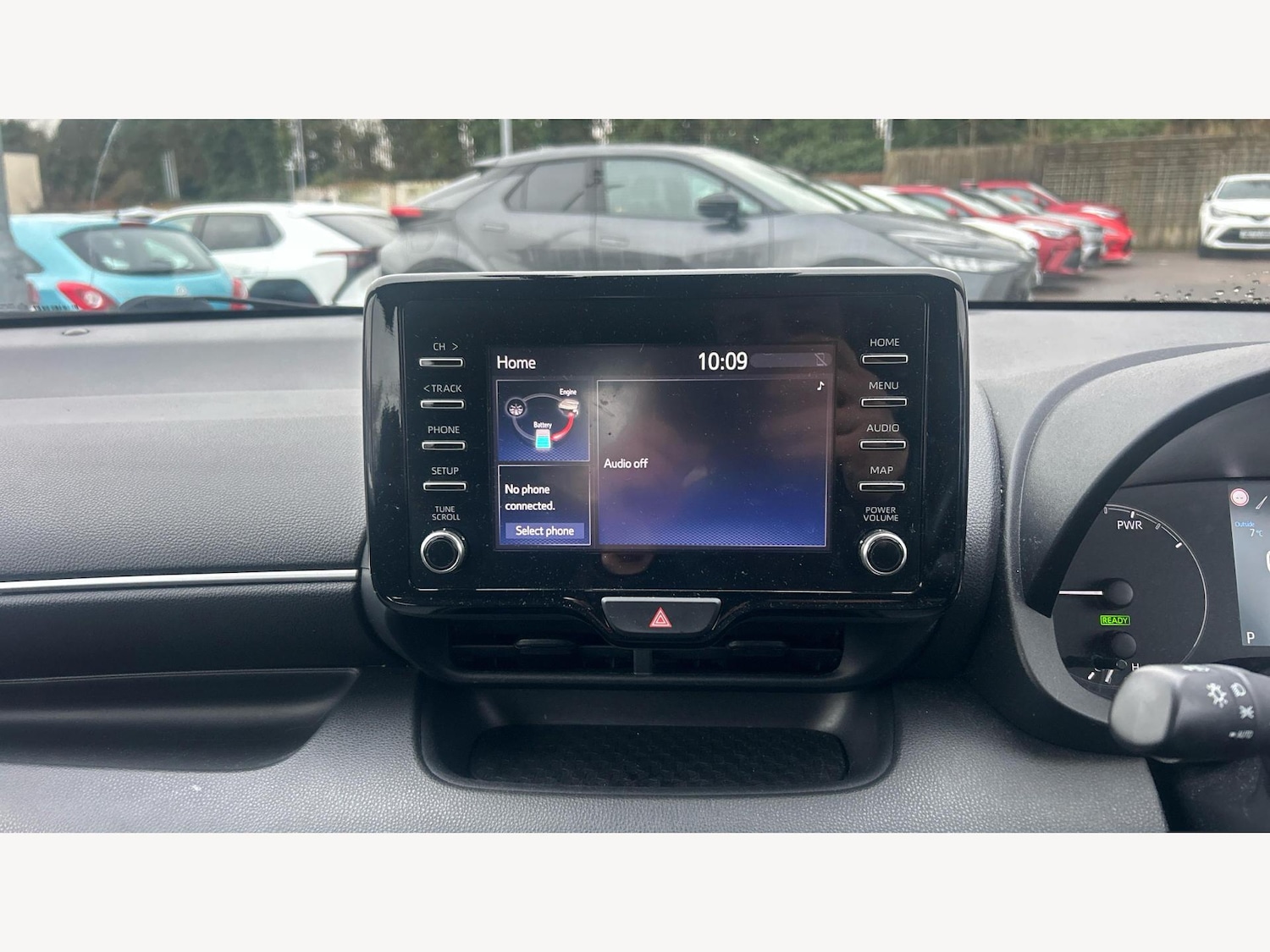 Used Toyota Yaris for sale - 77387675: Photo 9