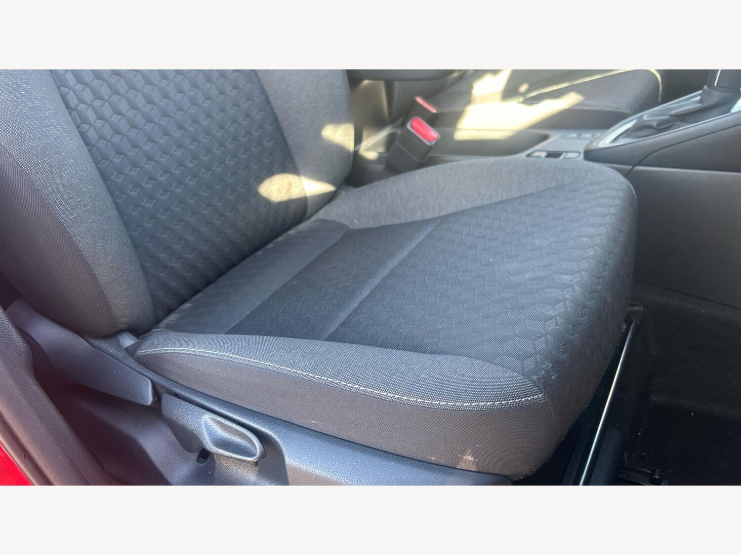 Used Toyota Yaris 2023 for sale - 78170312: Photo 19