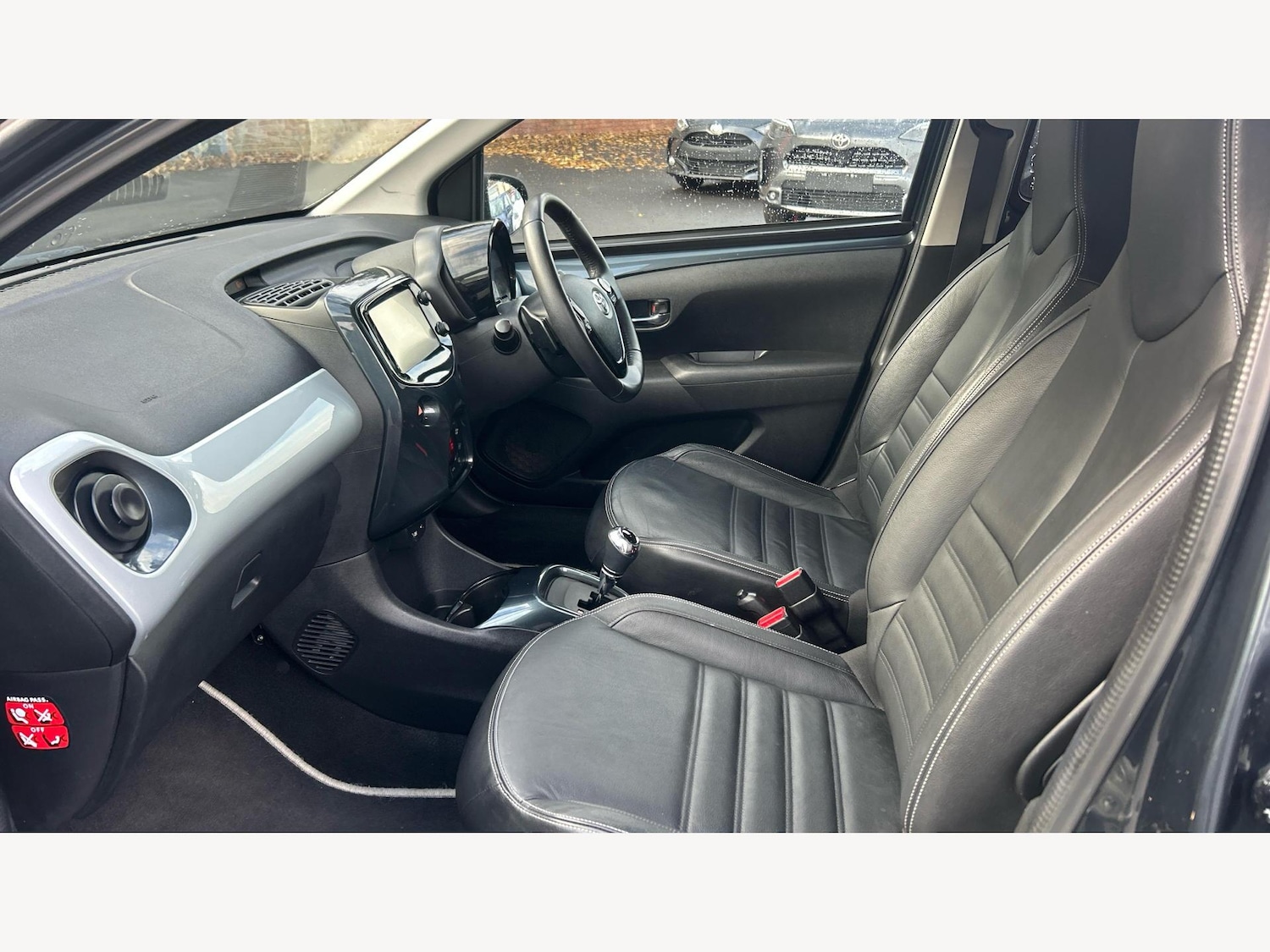 Used Toyota AYGO 2016 for sale - 76572302: Photo 12