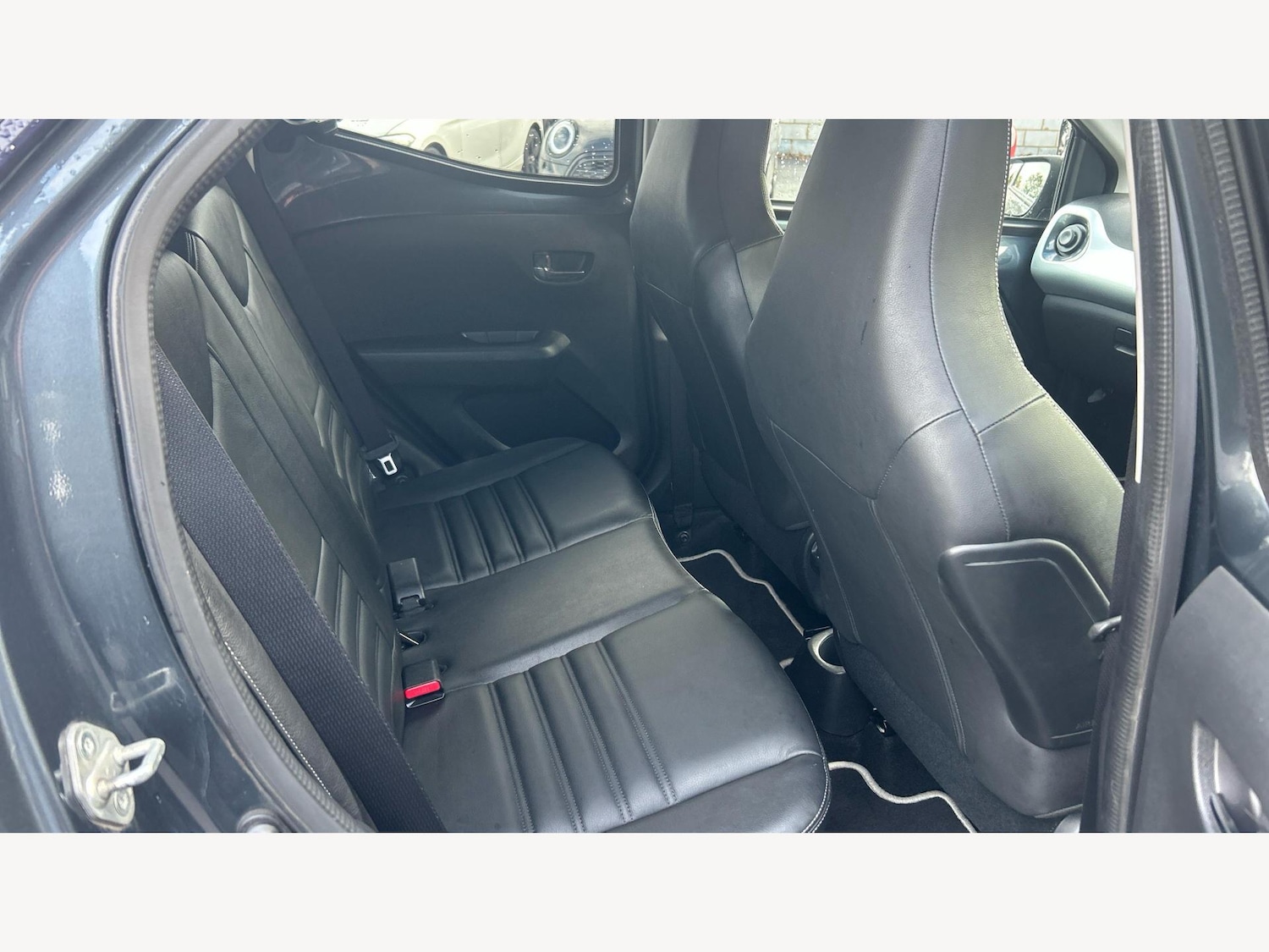 Used Toyota AYGO 2016 for sale - 76572302: Photo 14