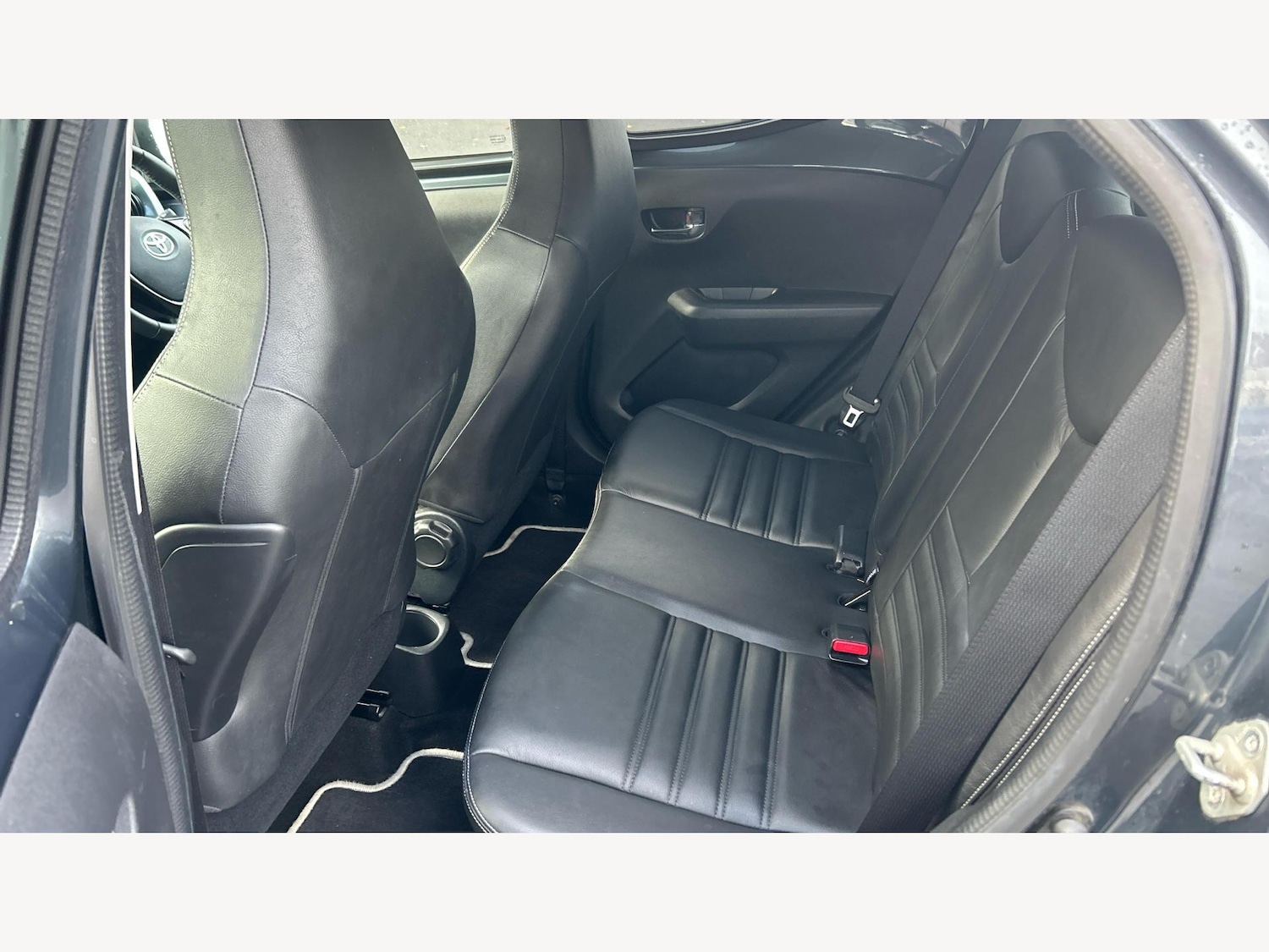 Used Toyota AYGO 2016 for sale - 76572302: Photo 15