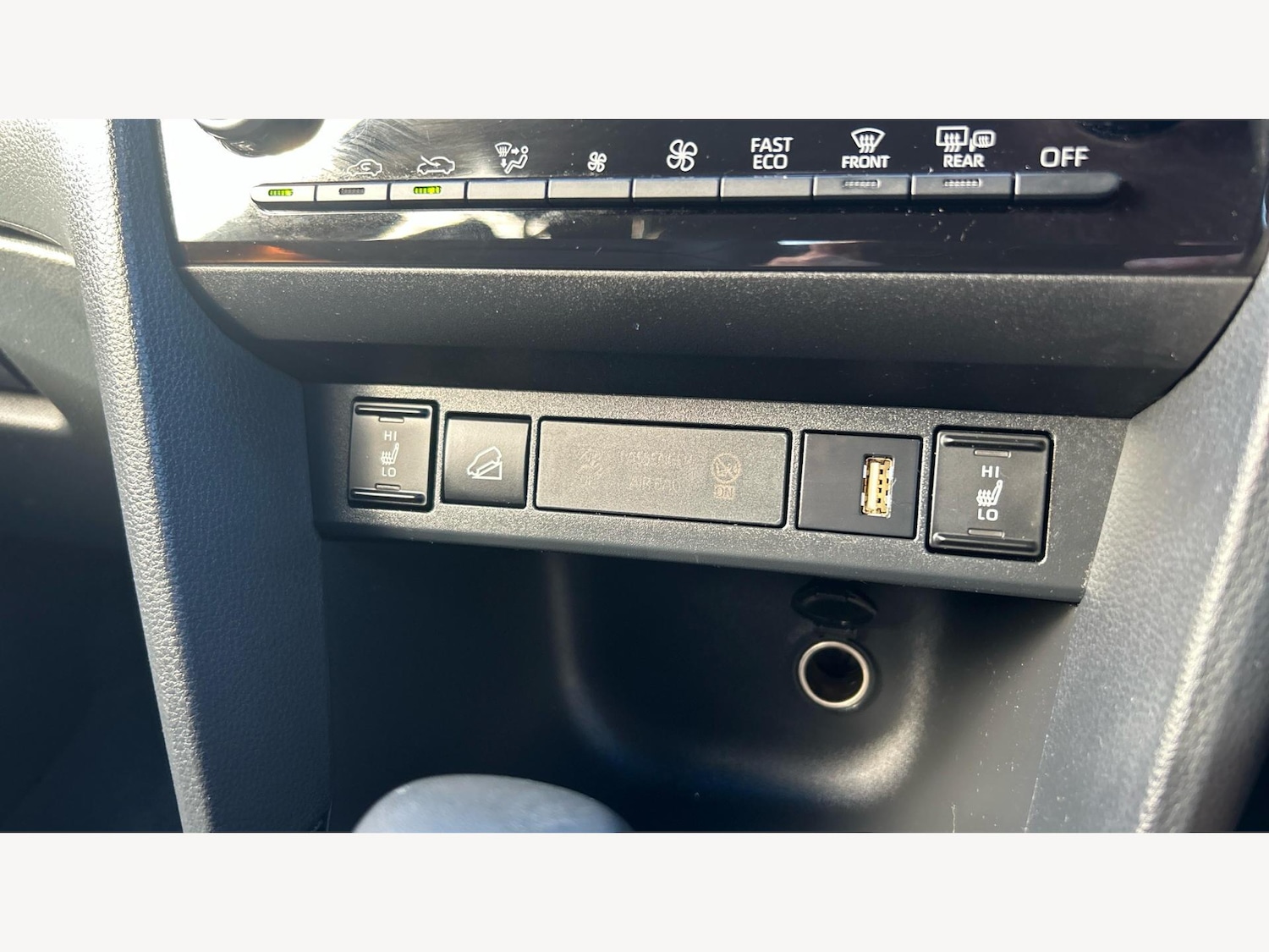 Used Toyota Yaris Cross 2022 for sale - 76200542: Photo 22