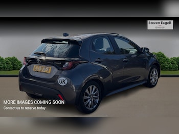 Used Toyota Yaris 2023 for sale - 79589532: Photo