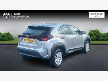 Used Toyota Yaris Cross 2025 for sale - 77898331: Photo