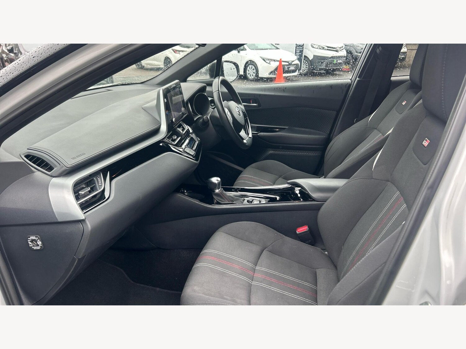 Used Toyota C-HR for sale - 76996330: Photo 12