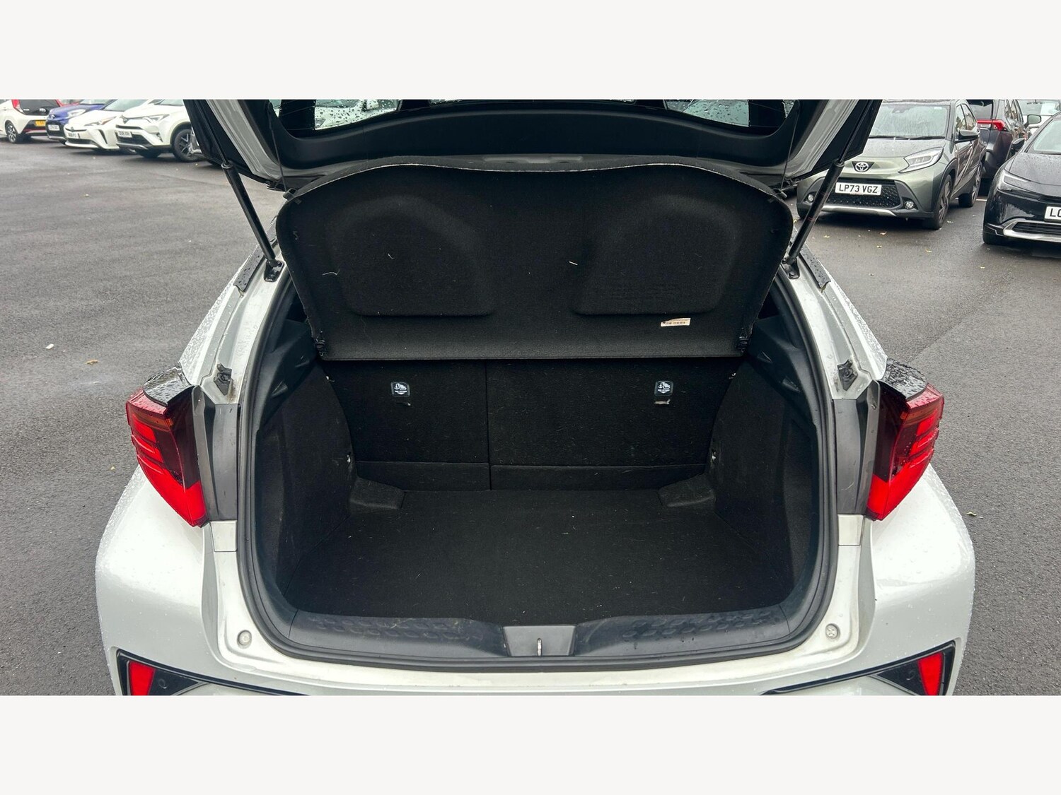 Used Toyota C-HR for sale - 76996330: Photo 16