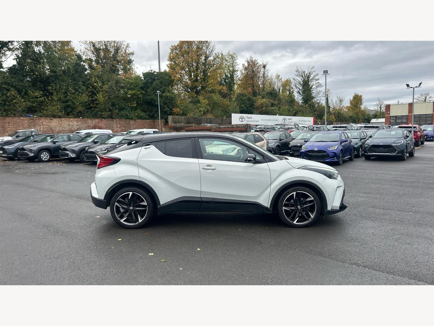 Used Toyota C-HR for sale - 76996330: Photo 18