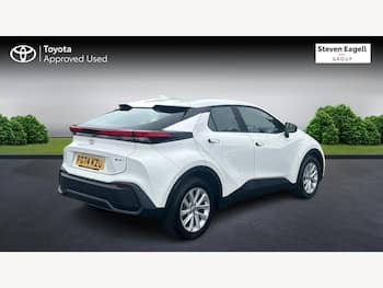 Used Toyota C-HR 2024 for sale - 79860203: Photo