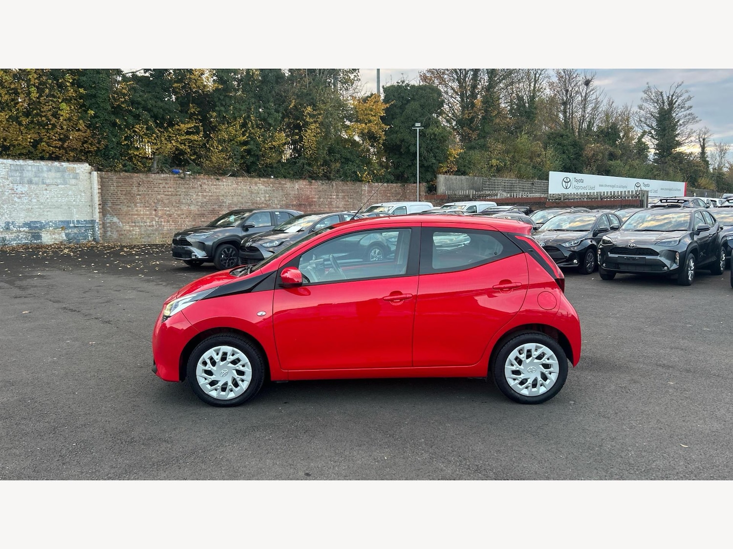 Used Toyota AYGO 2019 for sale - 76522356: Photo 19