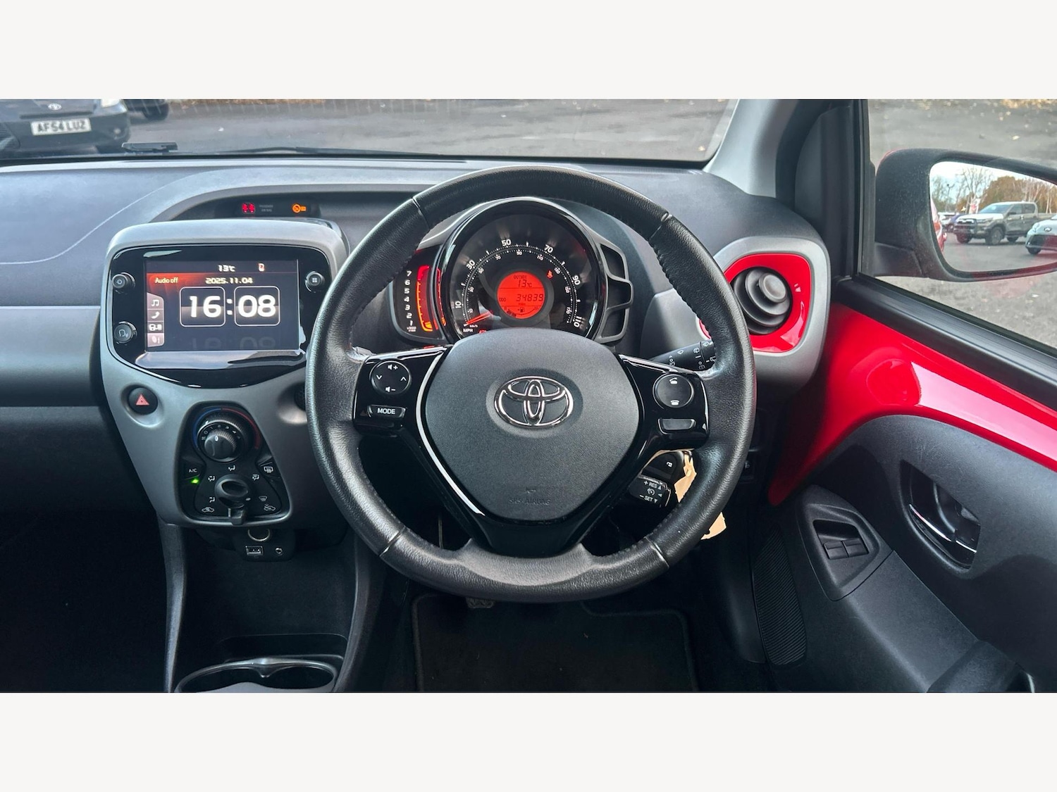 Used Toyota AYGO 2019 for sale - 76522356: Photo 8