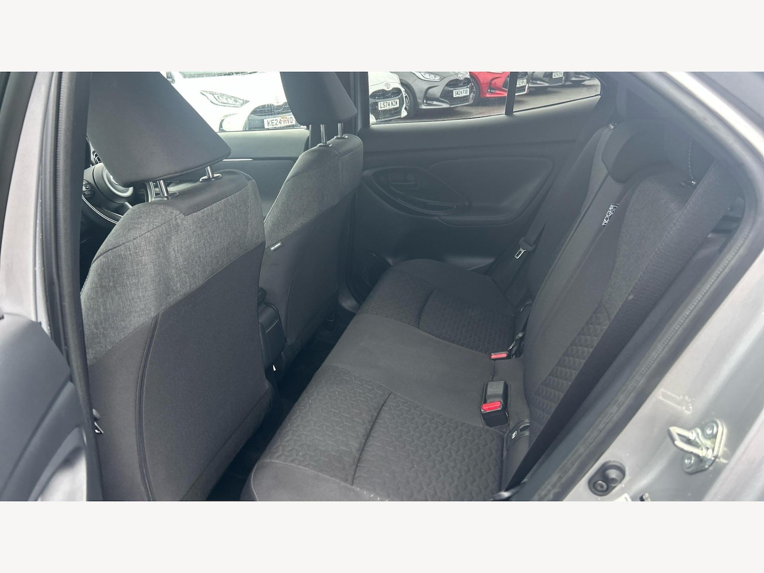 Used Toyota Yaris Cross 2022 for sale - 77343778: Photo 15