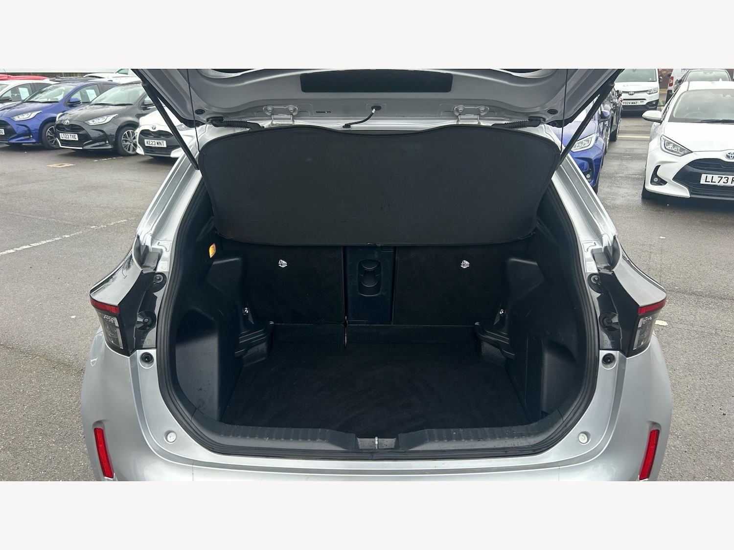 Used Toyota Yaris Cross 2022 for sale - 77343778: Photo 16