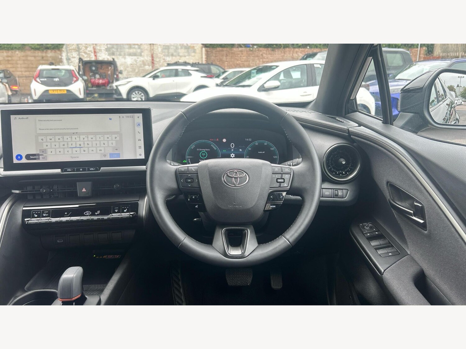 Used Toyota C-HR 2025 for sale - 76026731: Photo 8