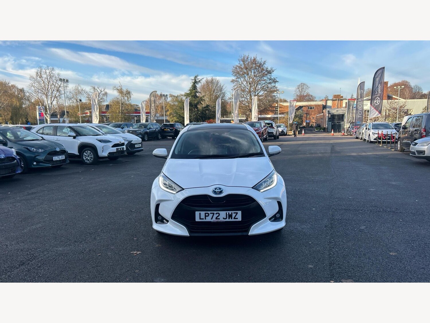 Used Toyota Yaris 2022 for sale - 76976434: Photo 17