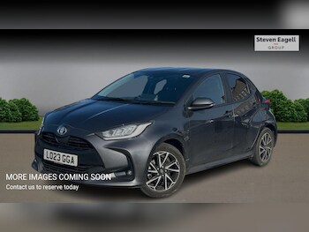 Used Toyota Yaris 2023 for sale - 77737122: Photo