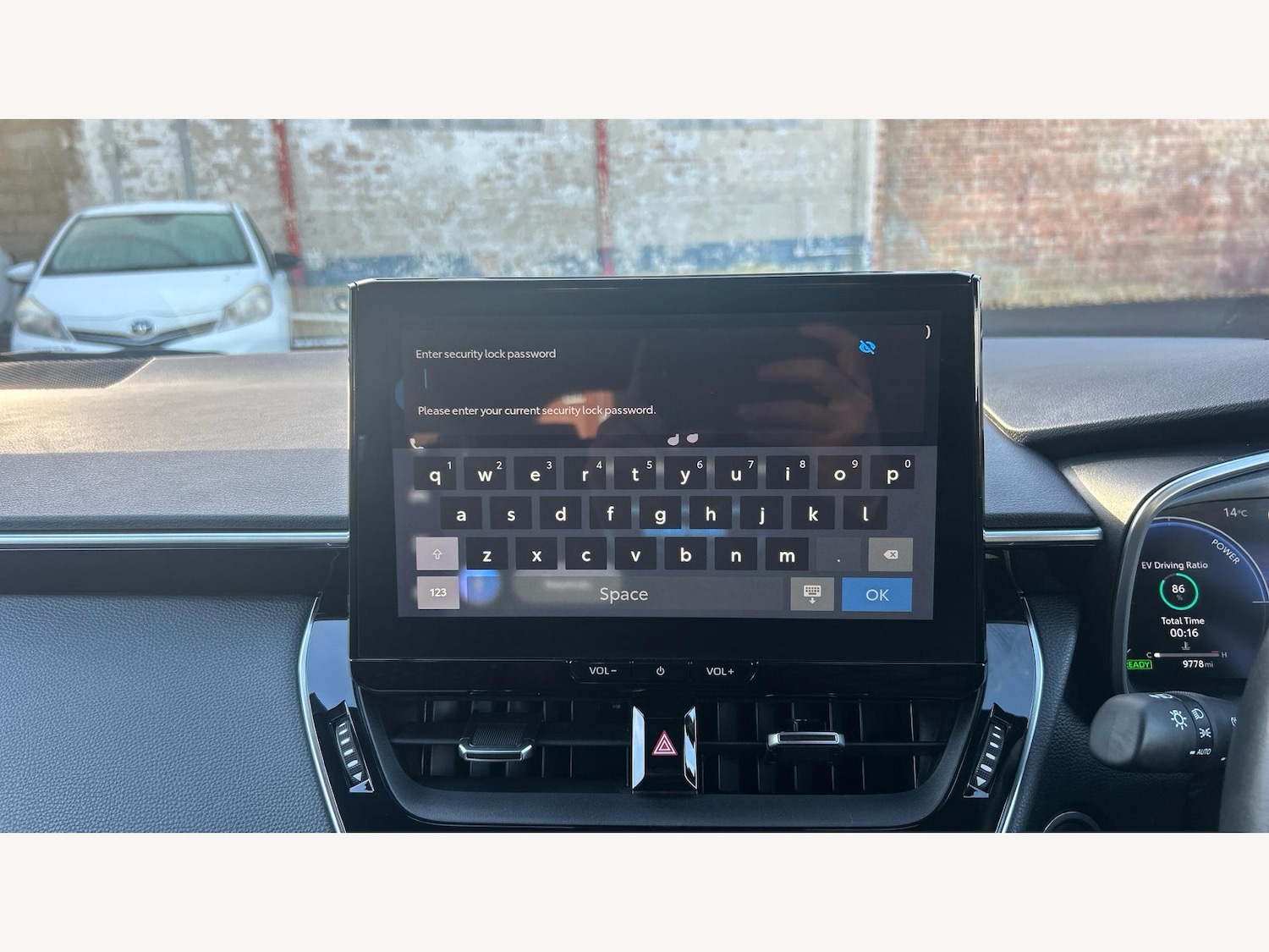 Used Toyota Corolla 2024 for sale - 76633186: Photo 9