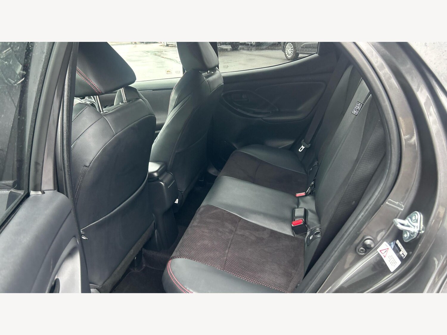 Used Toyota Yaris 2024 for sale - 77074707: Photo 15