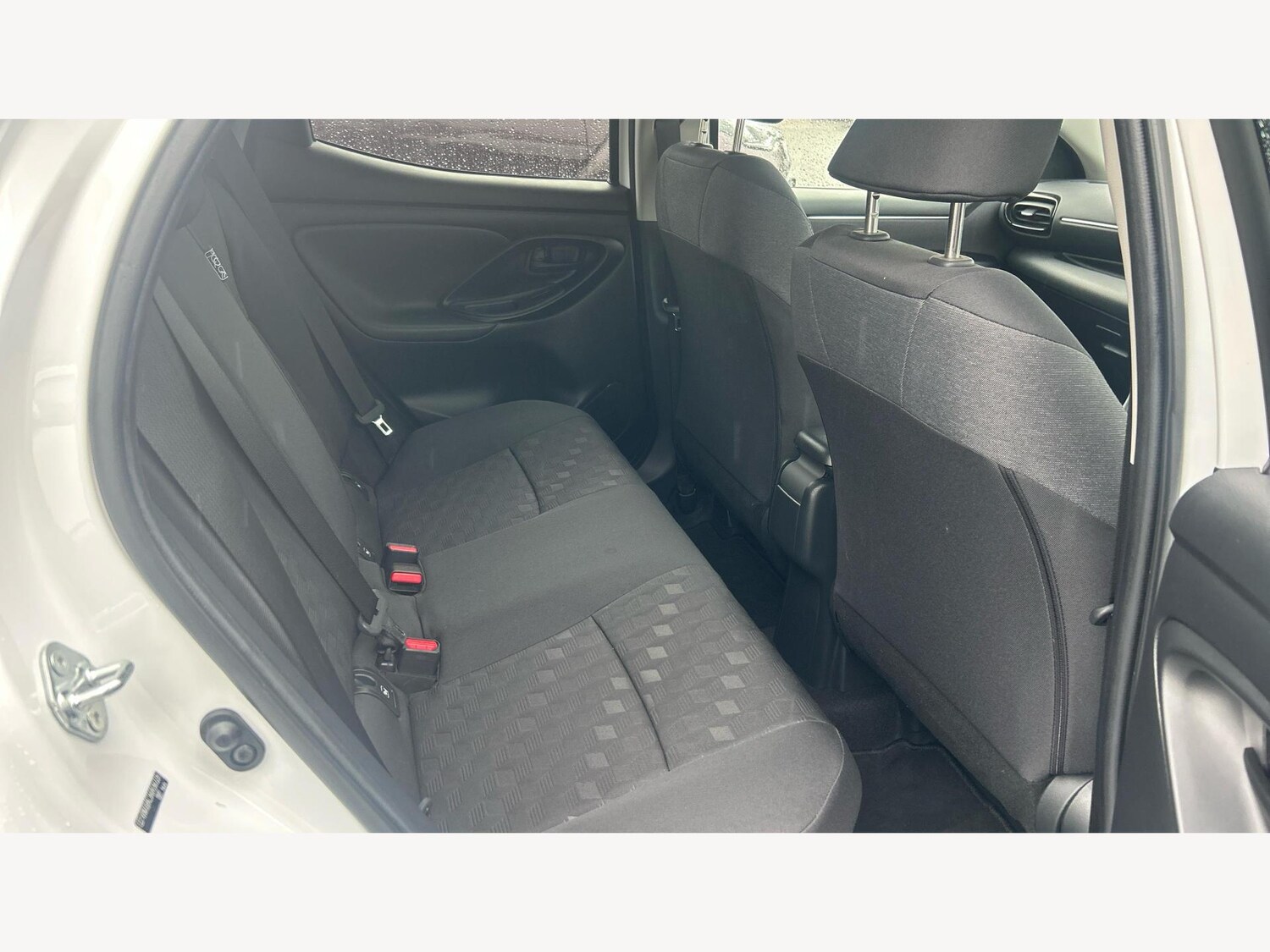 Used Toyota Yaris 2024 for sale - 77315418: Photo 14