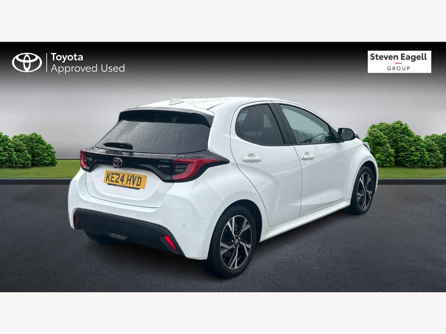 Used Toyota Yaris 2024 for sale - 77315418: Photo 2