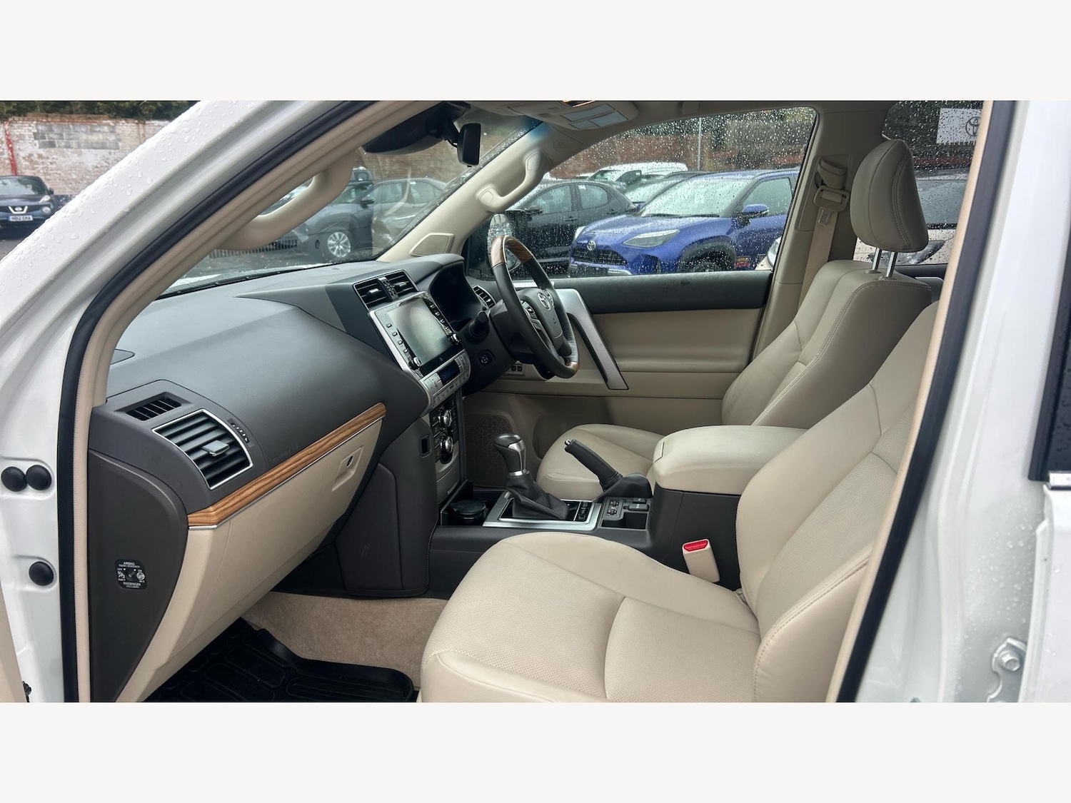 Used Toyota Land Cruiser 2024 for sale - 76360866: Photo 12