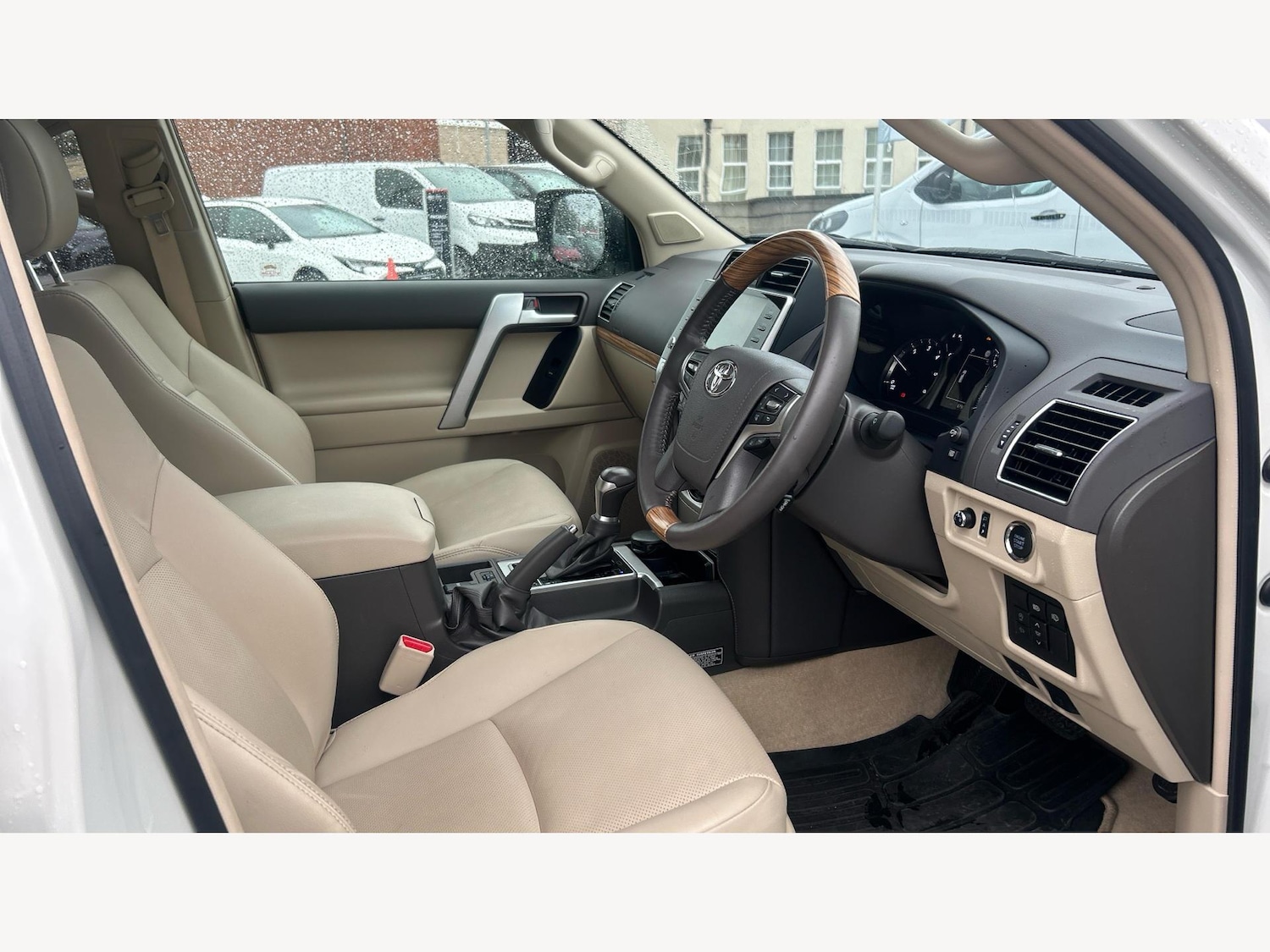 Used Toyota Land Cruiser 2024 for sale - 76360866: Photo 13