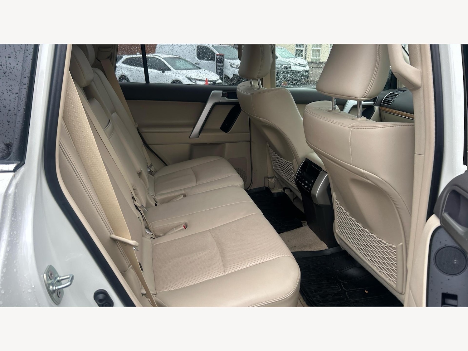 Used Toyota Land Cruiser 2024 for sale - 76360866: Photo 14