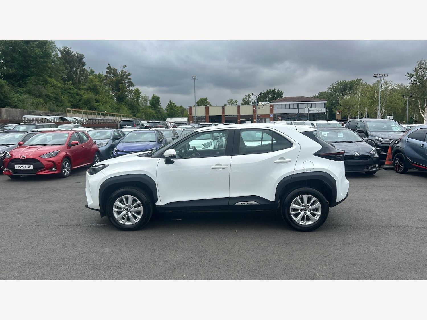 Used Toyota Yaris Cross 2024 for sale - 77634010: Photo 19