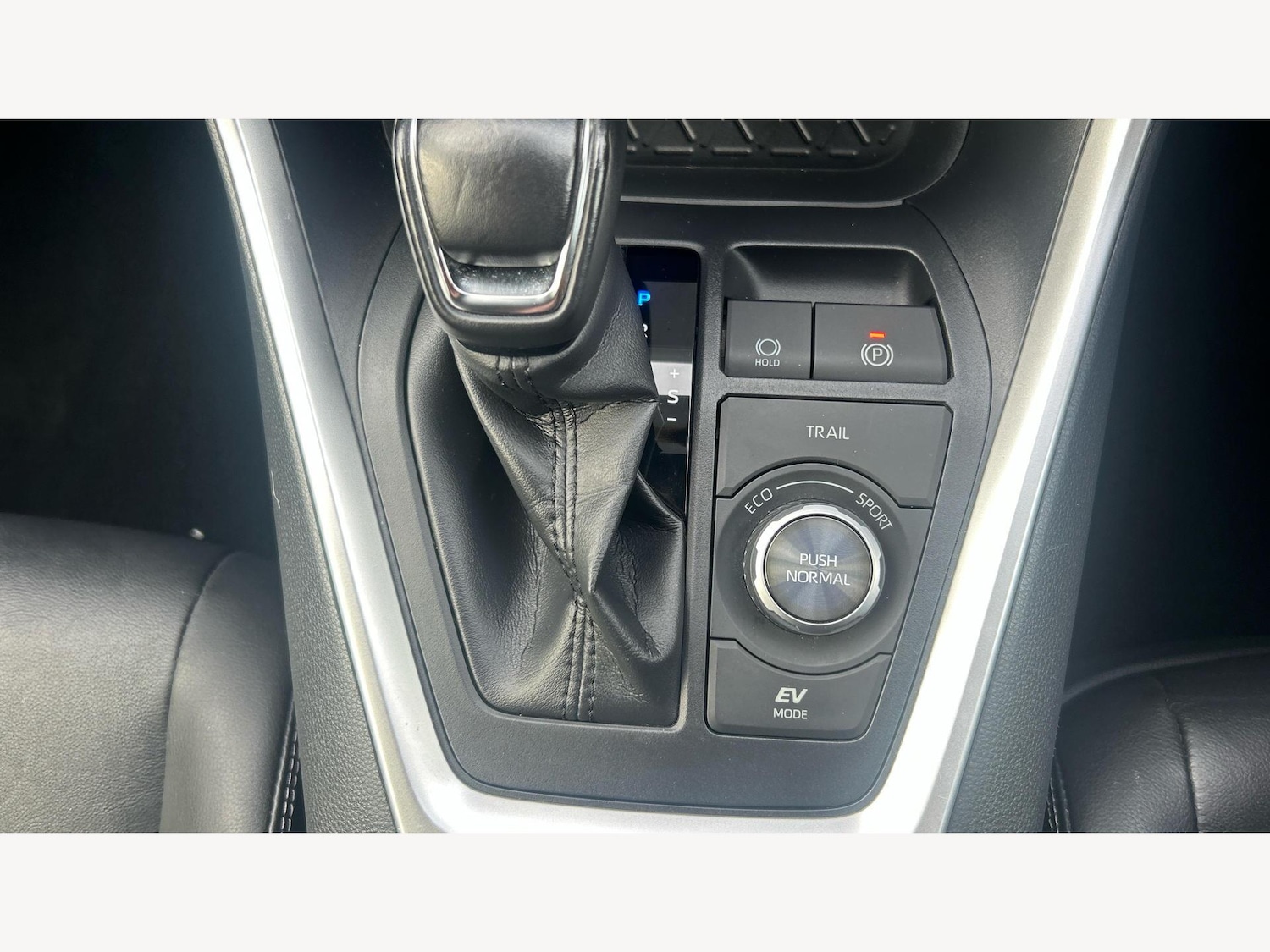 Used Toyota RAV4 2019 for sale - 77412063: Photo 25