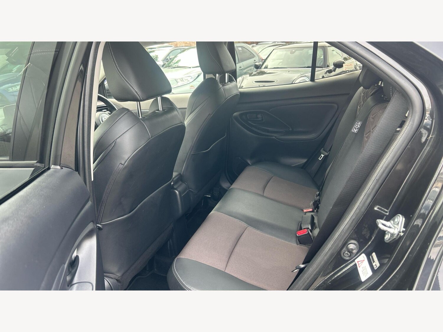Used Toyota Yaris Cross 2023 for sale - 76259692: Photo 15