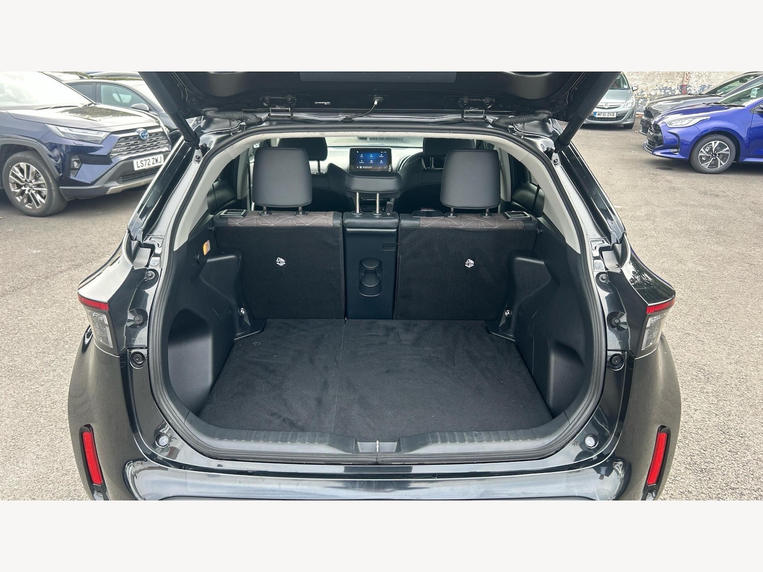 Used Toyota Yaris Cross 2023 for sale - 76259692: Photo 16