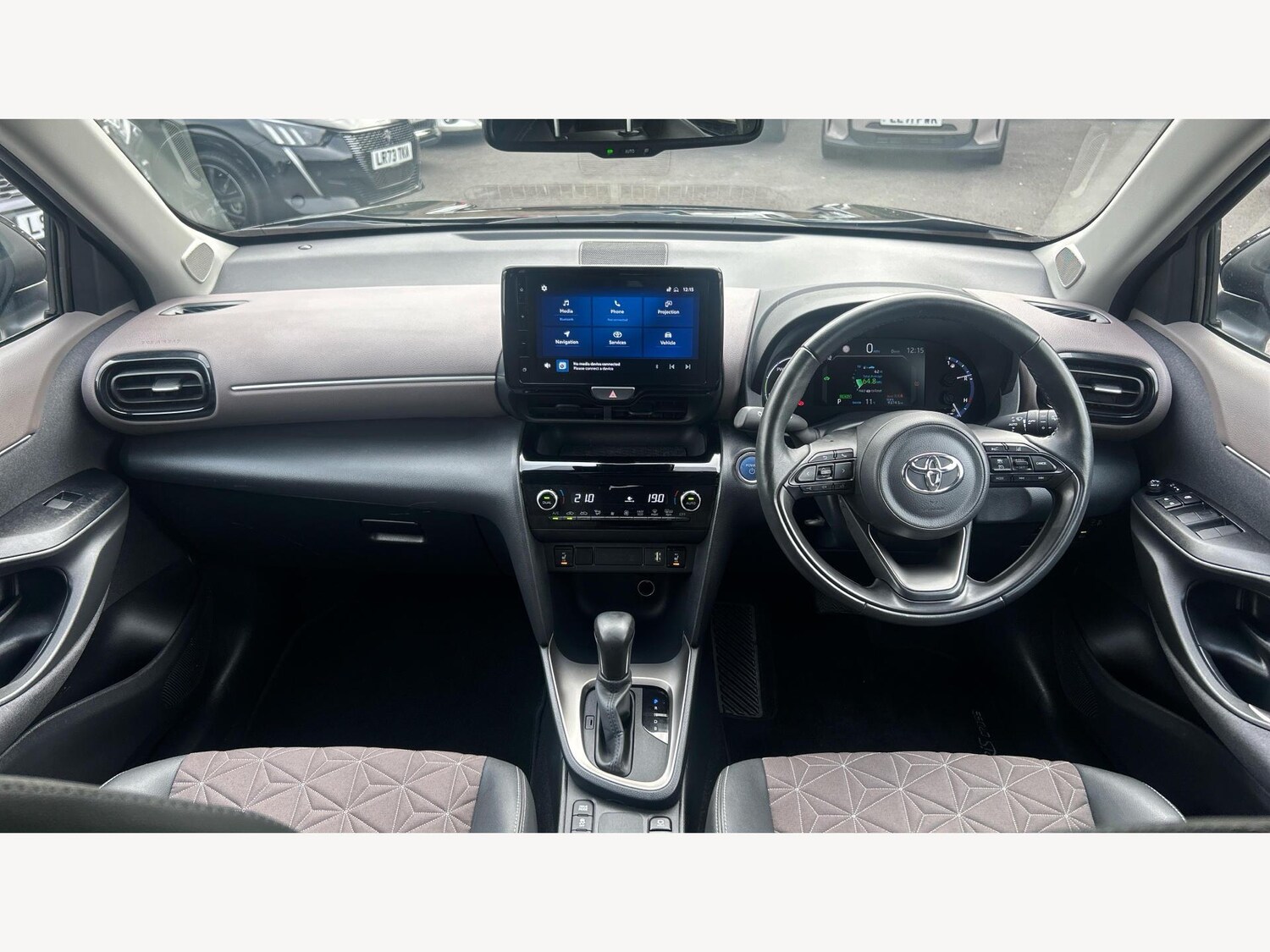 Used Toyota Yaris Cross 2023 for sale - 76259692: Photo 7