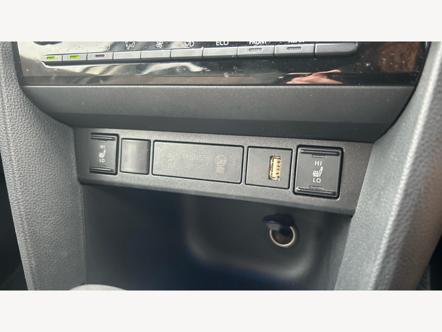 Used Toyota Yaris Cross 2024 for sale - 77040924: Photo 22