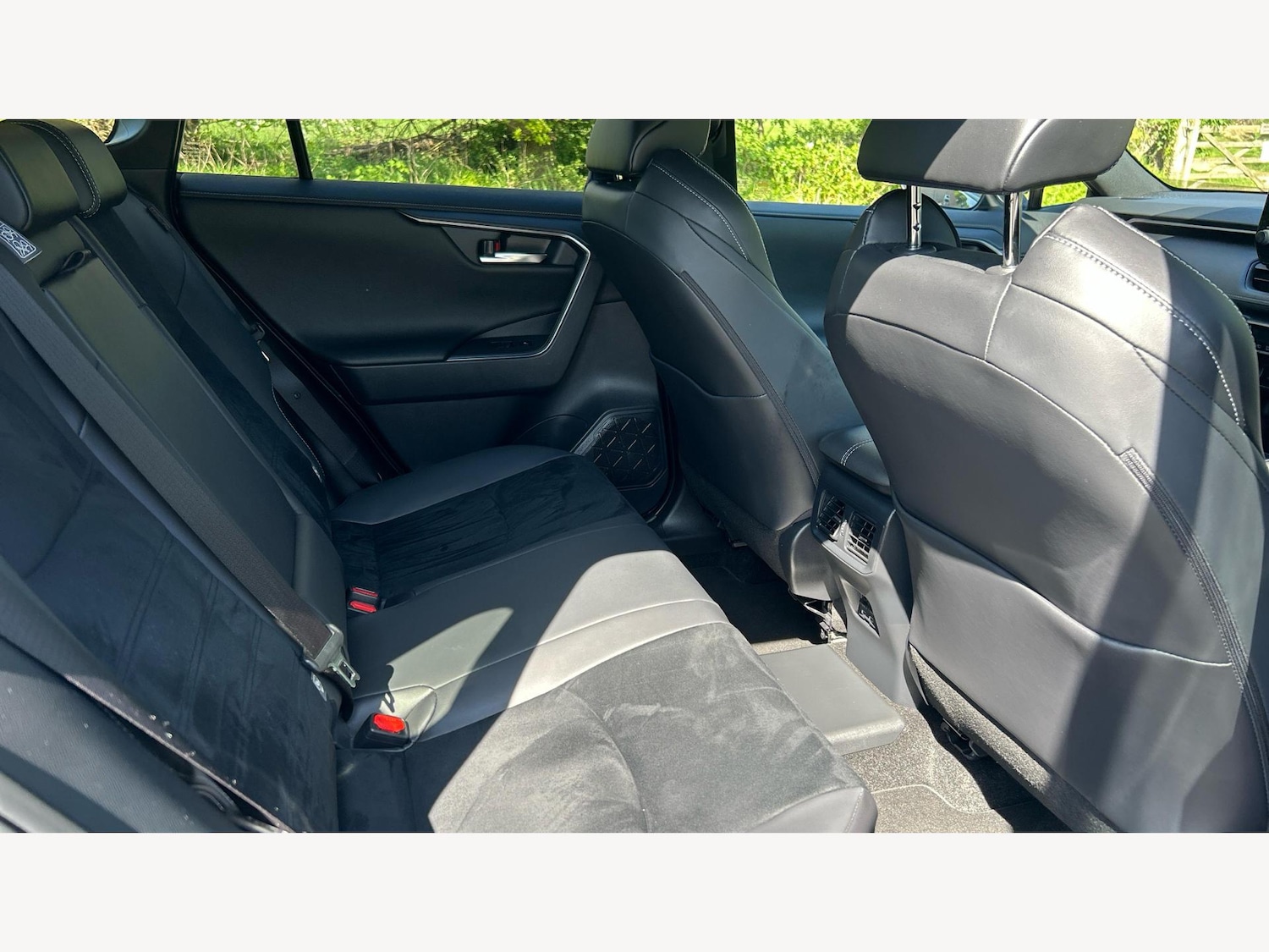 Used Toyota RAV4 2024 for sale - 76786939: Photo 14