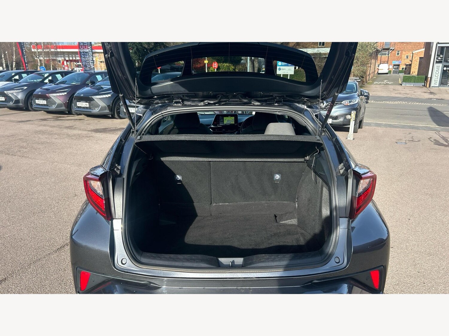 Used Toyota C-HR 2021 for sale - 77586347: Photo 16