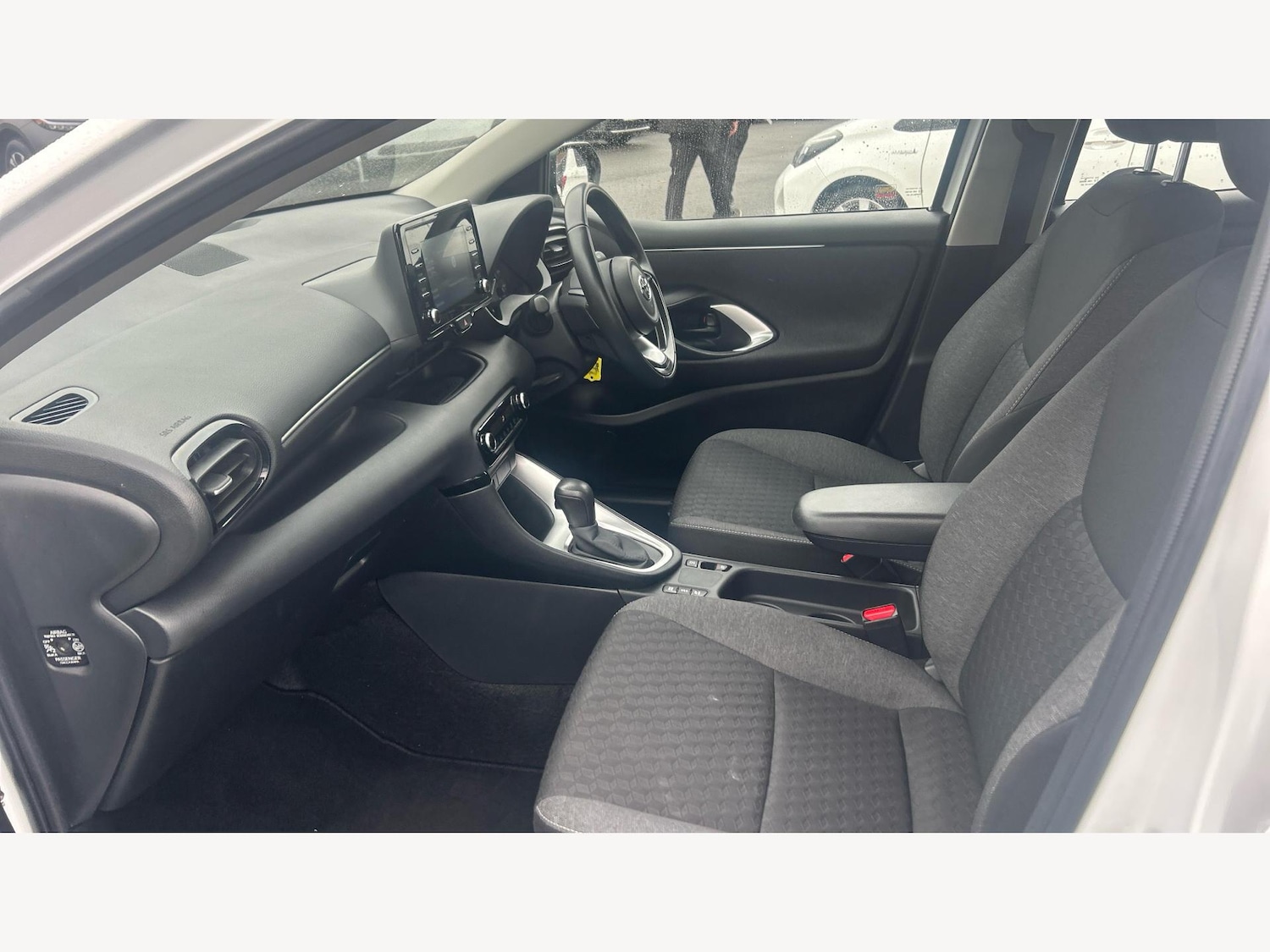 Used Toyota Yaris 2023 for sale - 77097450: Photo 12
