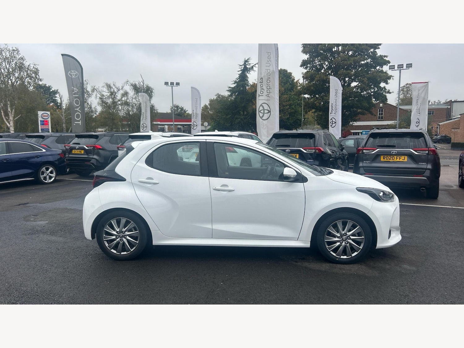 Used Toyota Yaris 2023 for sale - 77097450: Photo 18